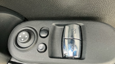 MINI Hatchback 135kW Cooper S Level 3 33kWh 3dr Auto Electric Hatchback